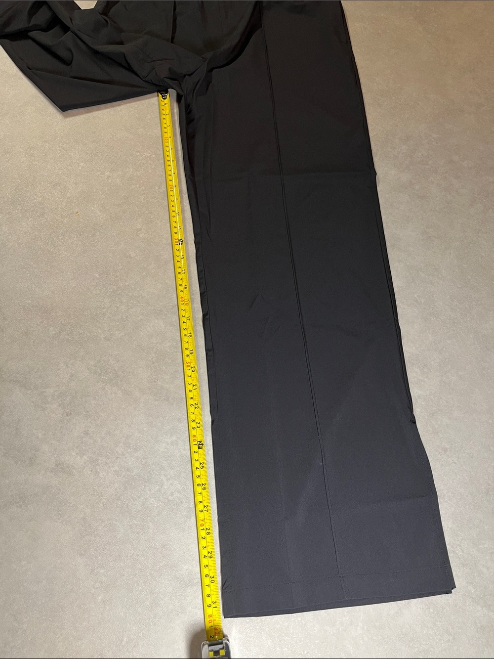 NEW GAP Black Athletic Pants
Large long
Lightweight stretch
$89.95 retail - Picture 7 of 11